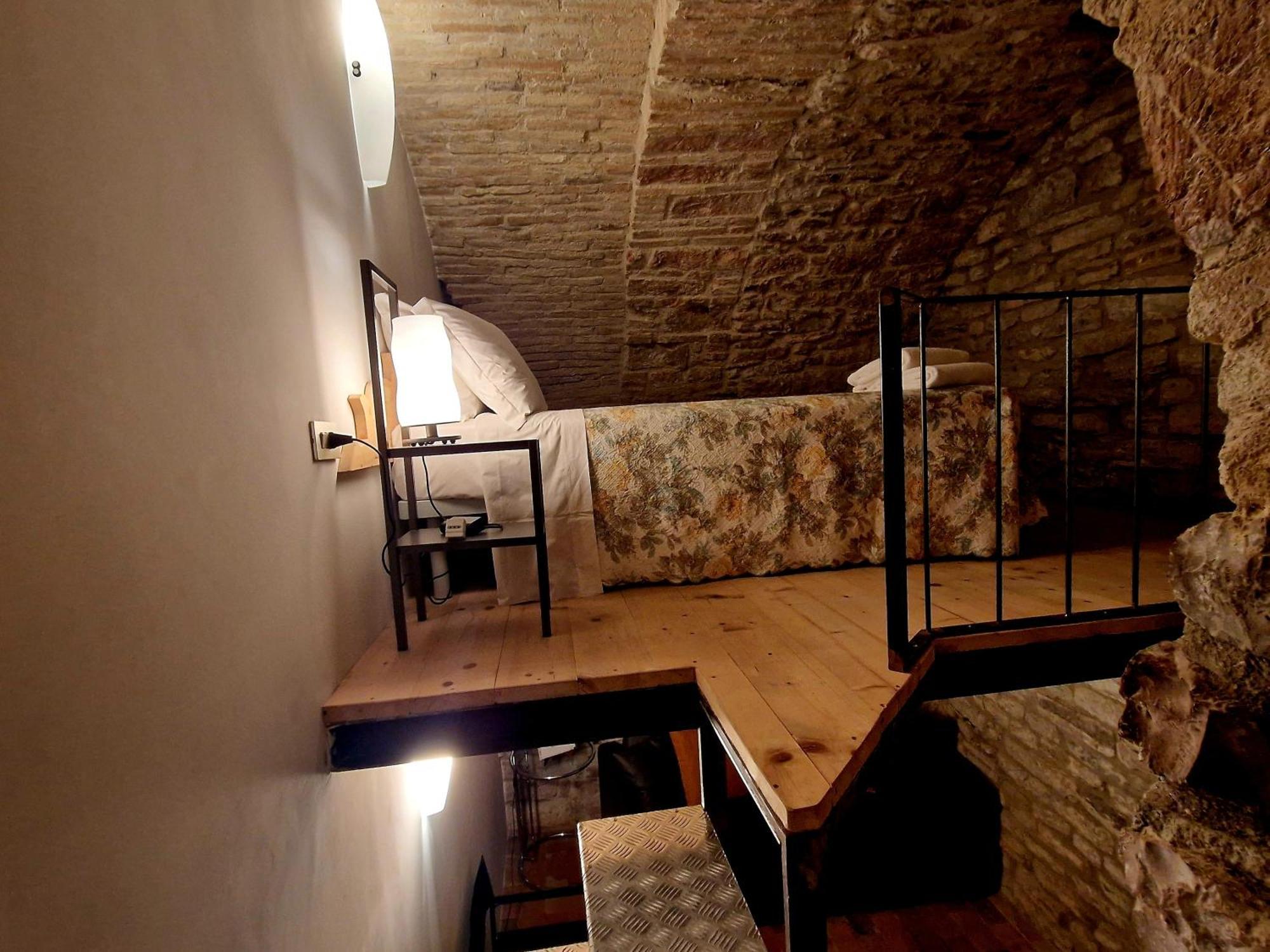 Brizi 5 Apartment Assisi Exterior photo