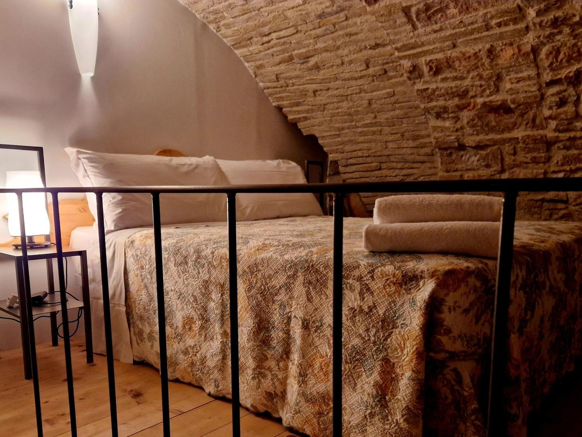 Brizi 5 Apartment Assisi Exterior photo